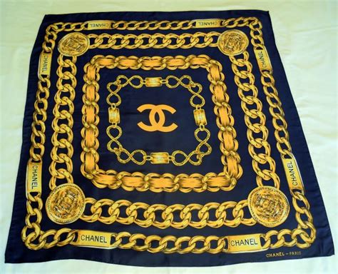foulard dennise 31 rue cambon paris vrai ou faux chanel